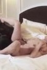 Bokep Indo Indah Monica Model Indonesia BTS Ngentot